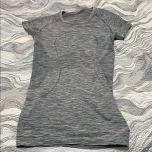 Lululemon Swiftly Tech Short Sleeve